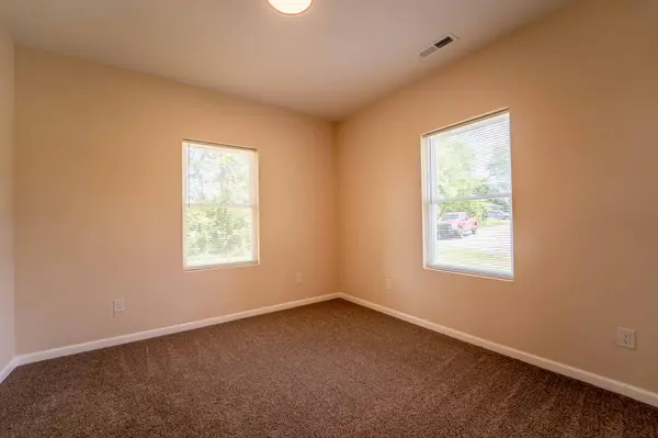 213 N Elder ST, Buffalo, MO 65622