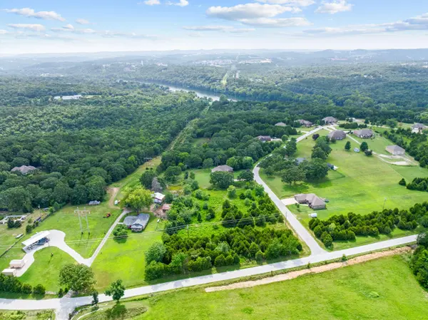 000 Lookout Ridge, Branson, MO 65616