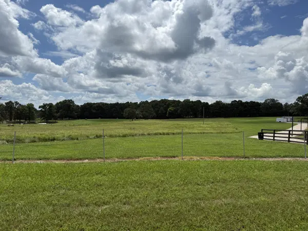 2149 State Route W, Mountain View, MO 65548
