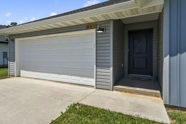 547 Hudson AVE, Republic, MO 65738