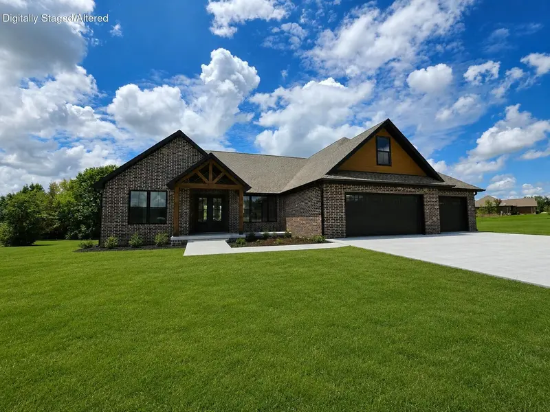4411 S 154th RD, Bolivar, MO 65613