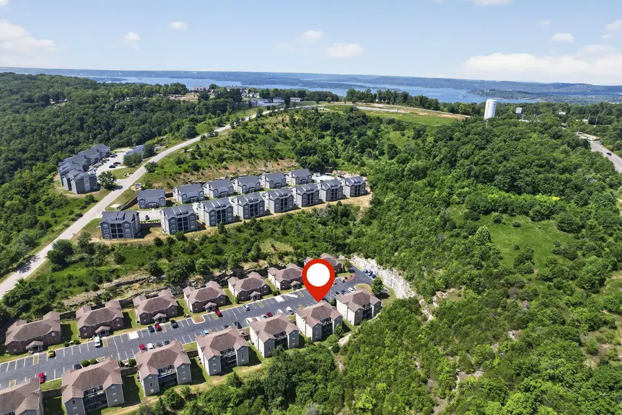 2962 Vineyards Pkwy ##1, Branson, MO 65616