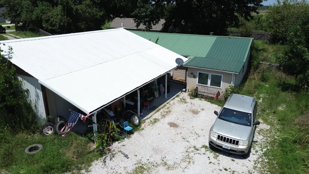 1232 Park CT, Bolivar, MO 65613