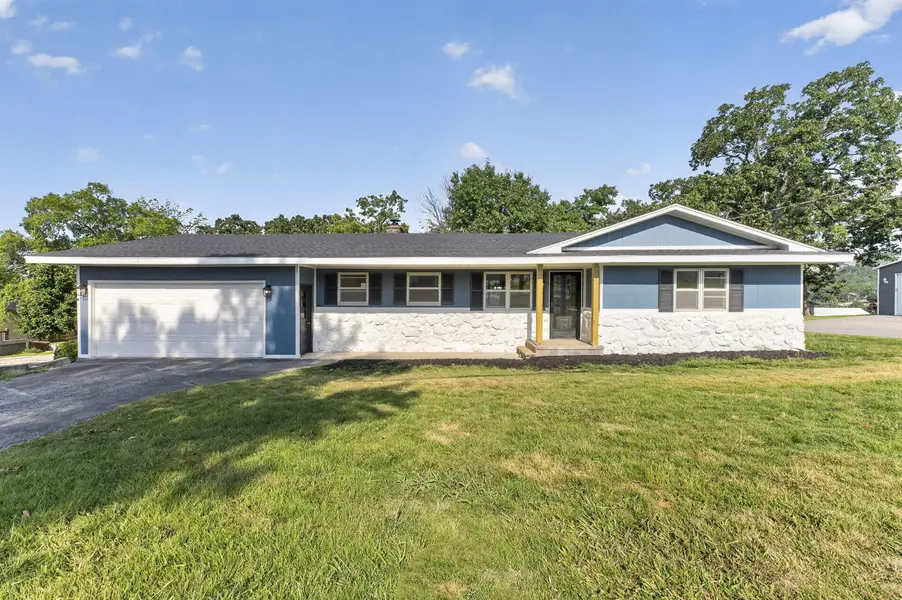 22 Turner DR, Kimberling City, MO 65686