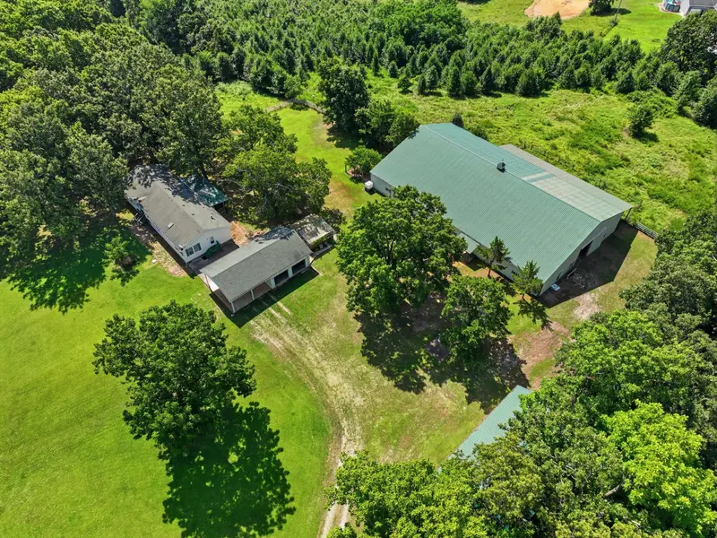 1038 County Road 1280, West Plains, MO 65775