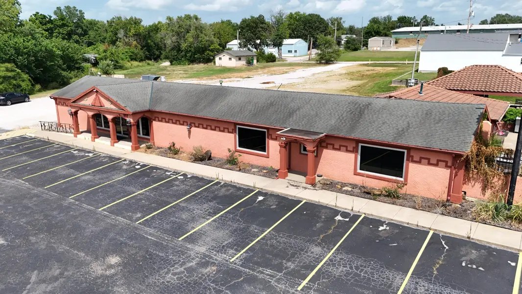 117 N Centennial BLVD, Nevada, MO 64772