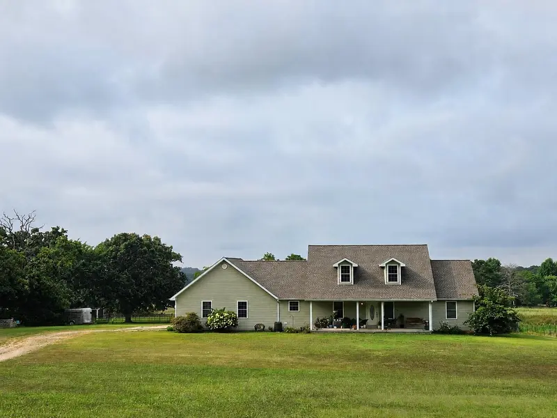4534 County Road 7000, West Plains, MO 65775