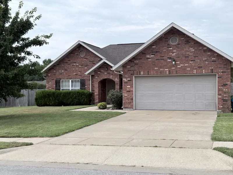 3843 W Cloverleaf TER, Battlefield, MO 65619