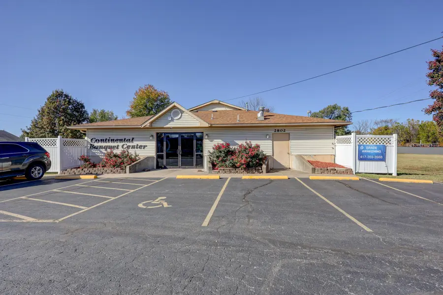 2802 N Rangeline RD, Joplin, MO 64801