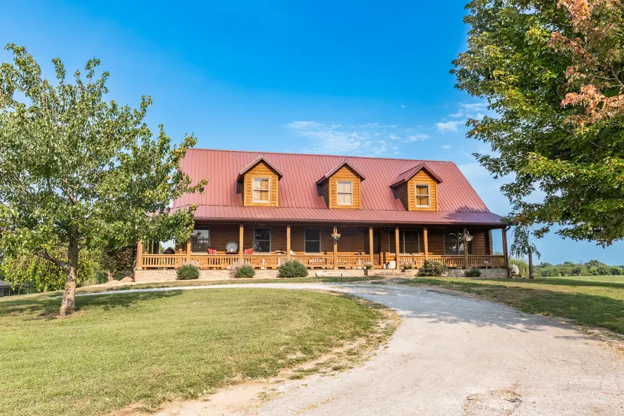 74 New Hope RD, Buffalo, MO 65622