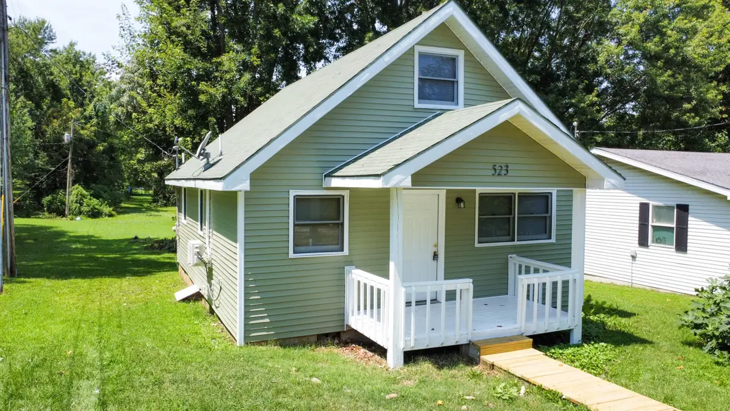 523 S Elm ST, Marshfield, MO 65706