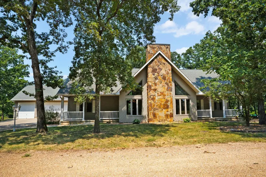 25288 County Road 246, Hermitage, MO 65668