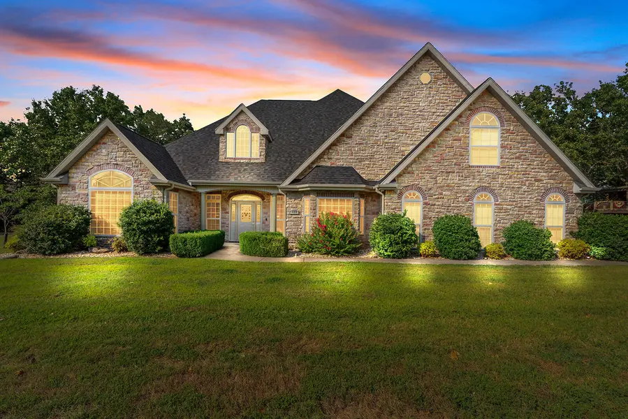 170 Windy Rdg DR, Hollister, MO 65672