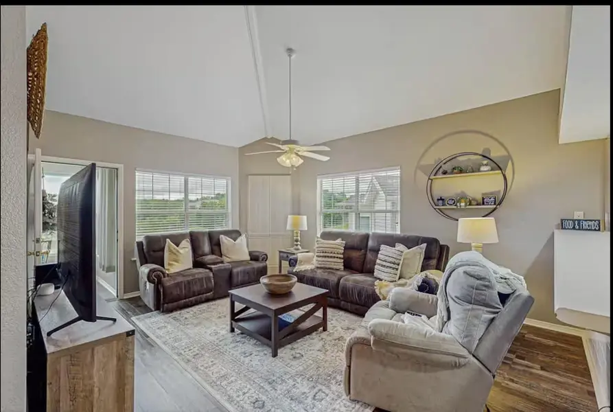 351 S Wildwood DR #6, Branson, MO 65616