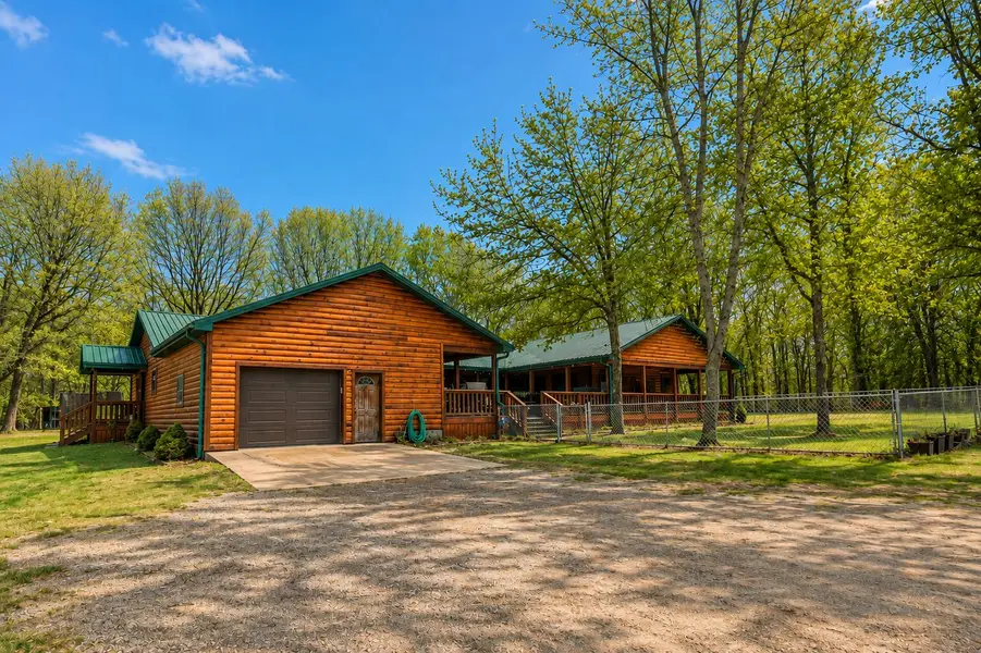 116 Hambrich Hollow RD, Anderson, MO 64831