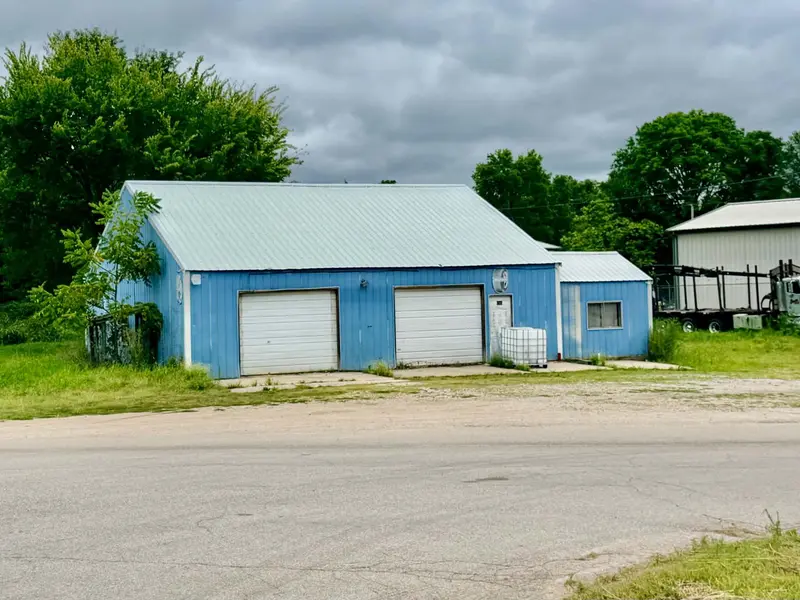 8227 Elm ST, Winona, MO 65588