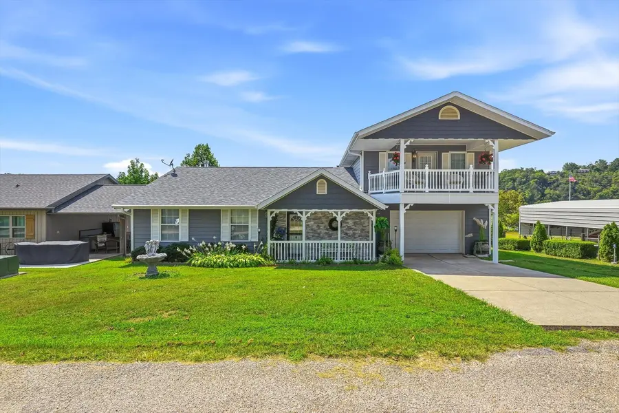 3312 Long Bend RD, Galena, MO 65656