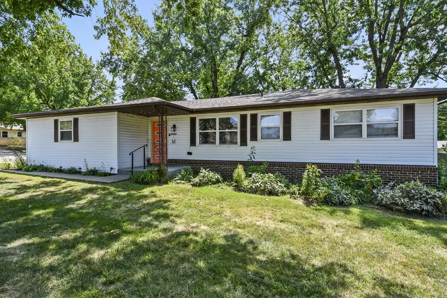 2326 E Nora ST, Springfield, MO 65803