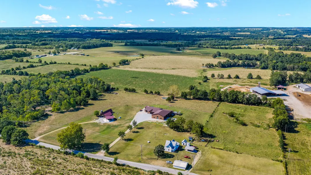 1461 Shiloh Church RD, Marionville, MO 65705