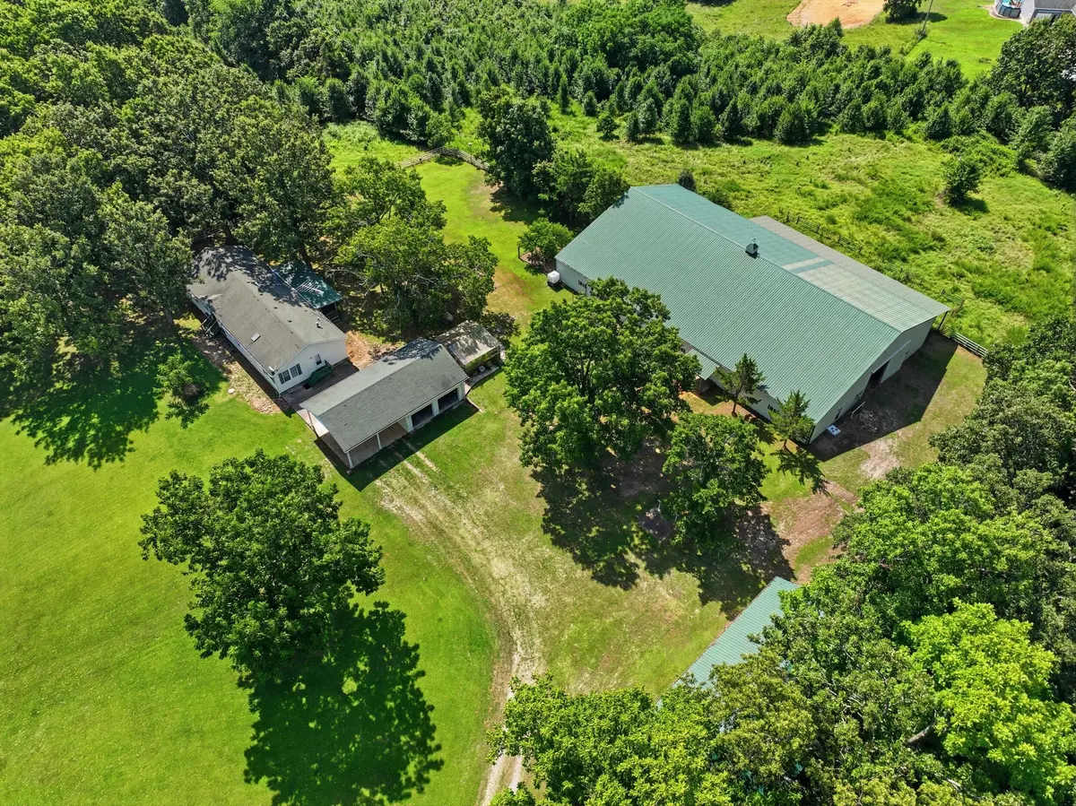 1038 County Road 1280, West Plains, MO 65775