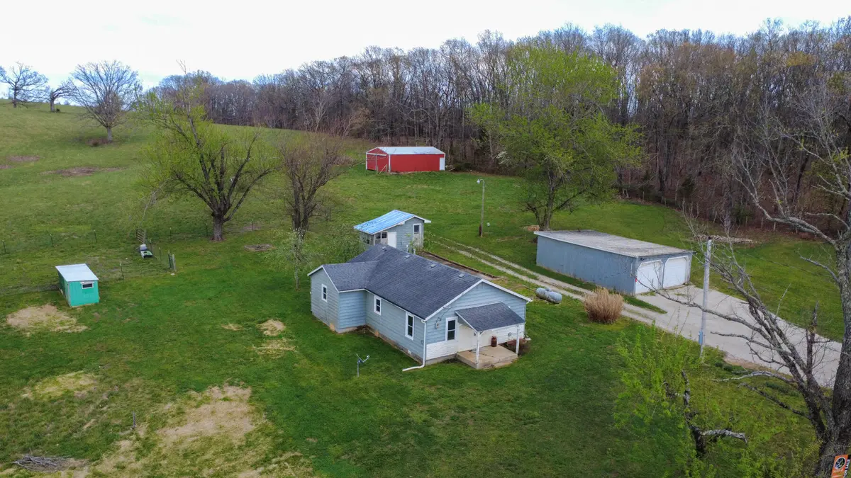 984 County Road 3450, Mountain View, MO 65548