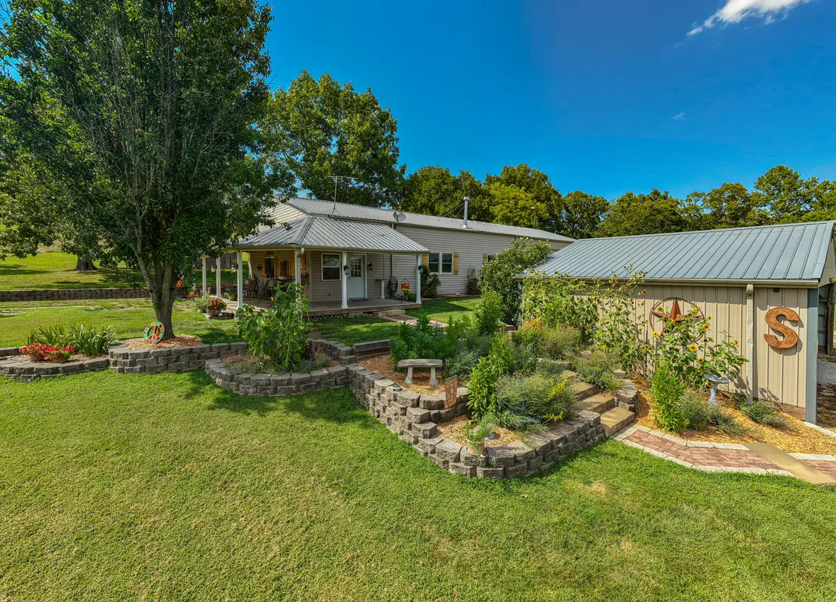 15955 E State Highway 14, Ava, MO 65608