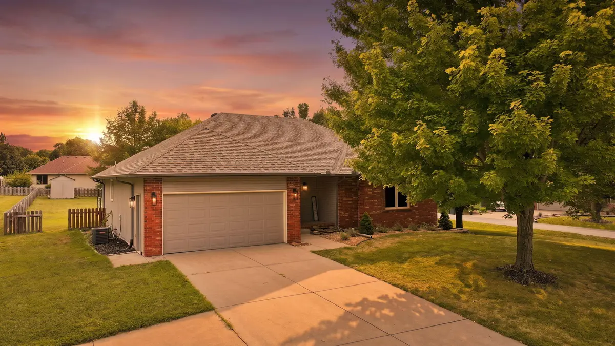 514 S Farm Road 193, Springfield, MO 65809
