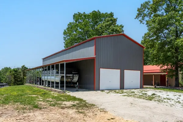 101 Teepee LN, Kimberling City, MO 65686