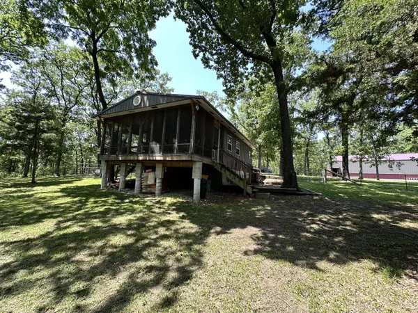 22814 State Highway J, Pittsburg, MO 65724