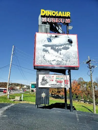 3619 W 76 Country BLVD, Branson, MO 65616