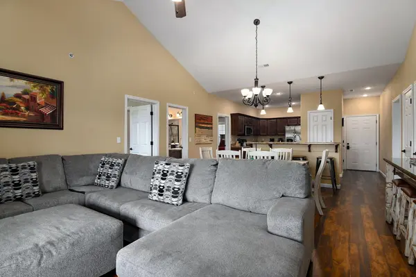51 Eagles Ridge LN #14, Branson, MO 65616