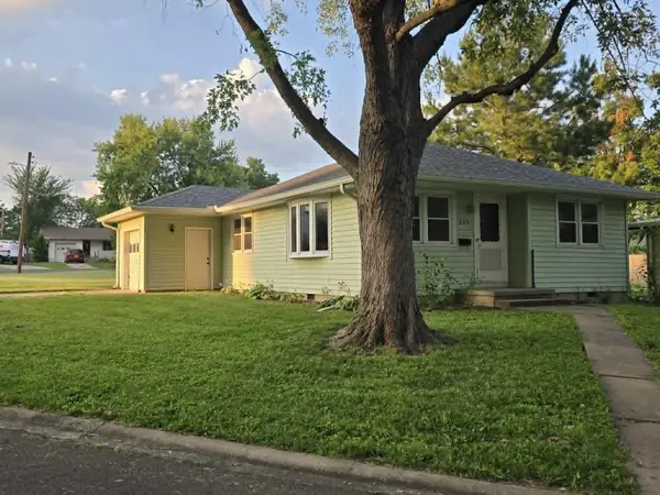 303 E Truman AVE, Clinton, MO 64735