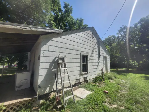 304 Bryan ST, Houston, MO 65483
