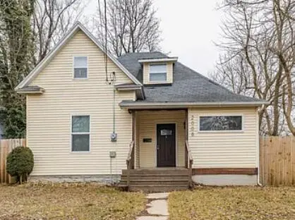 2008 N Howard AVE, Springfield, MO 65803