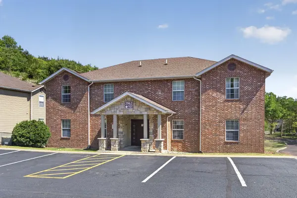 2962 Vineyards Pkwy ##1, Branson, MO 65616