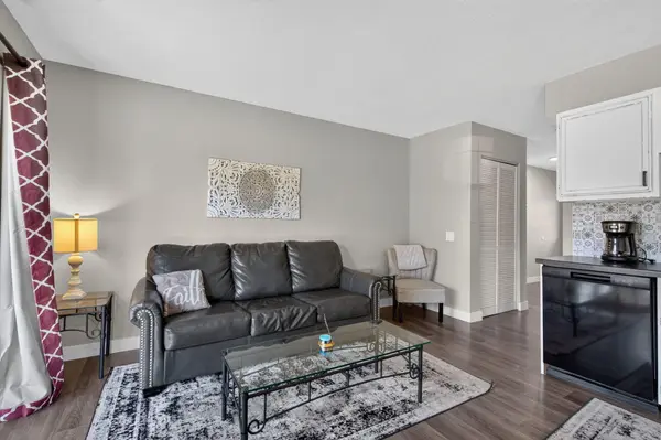29 Fall Creek DR #Apt 4, Branson, MO 65616