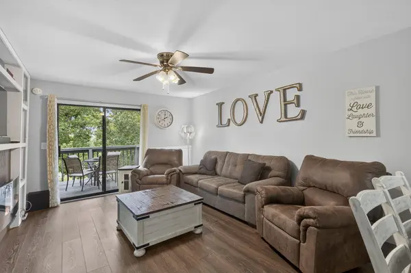 186 Bunker Ridge DR #Apt 10, Branson, MO 65616