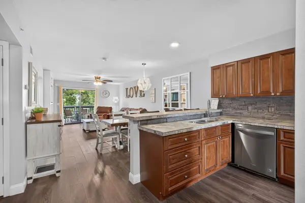 186 Bunker Ridge DR #Apt 10, Branson, MO 65616