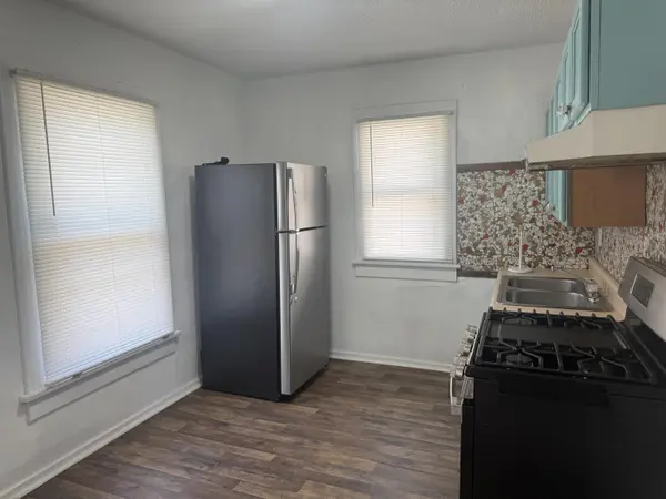 1930 S Porter AVE, Joplin, MO 64804