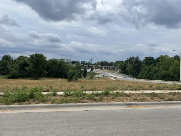 3786 W Deerfield ST, Springfield, MO 65807