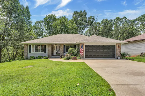 64 Northwoods DR, Kimberling City, MO 65686
