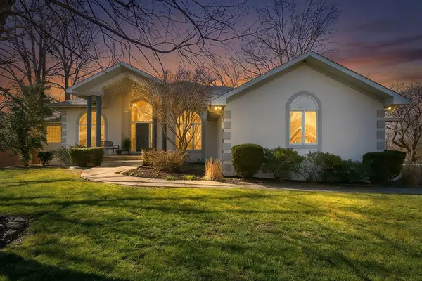 3770 E Turtle Hatch RD, Springfield, MO 65809