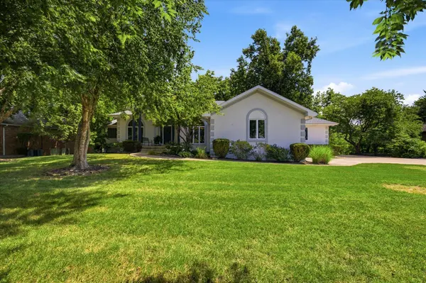 3770 E Turtle Hatch RD, Springfield, MO 65809