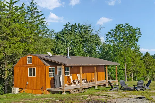 1094 Camp Clark Hill, Galena, MO 65656