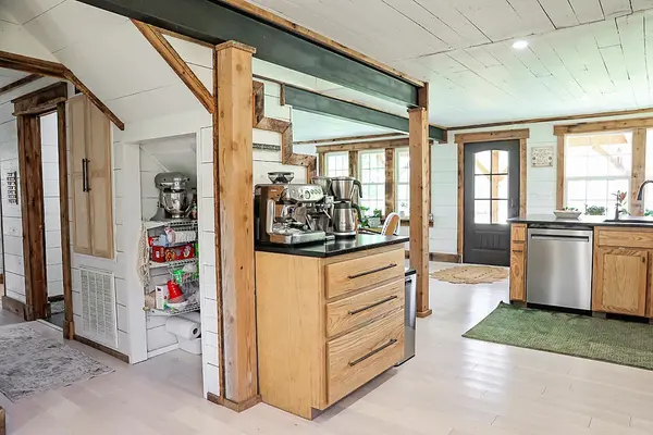 25598 County Road C-228, Norwood, MO 65717