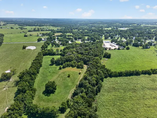 000 E Main East ST, Walnut Grove, MO 65770