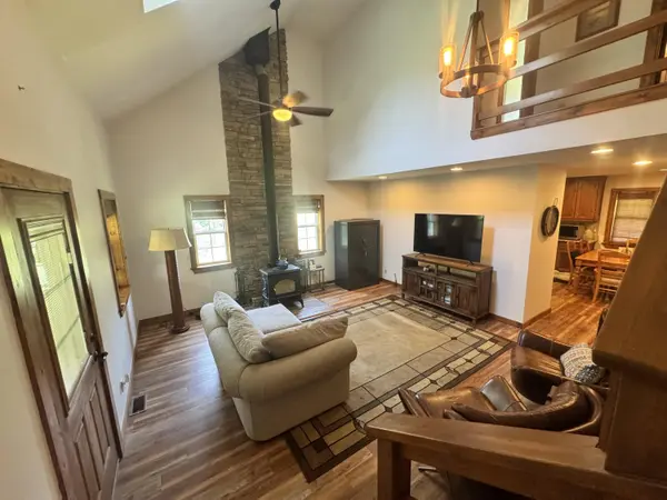 7382 Route Ee HWY, Anderson, MO 64831
