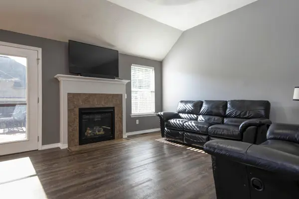 5768 S Lexington AVE, Springfield, MO 65810