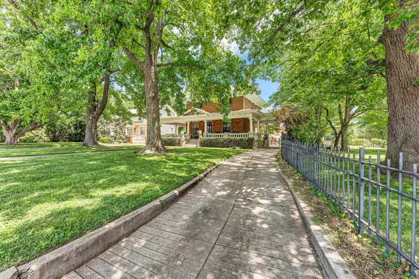 1414 N Benton AVE, Springfield, MO 65802