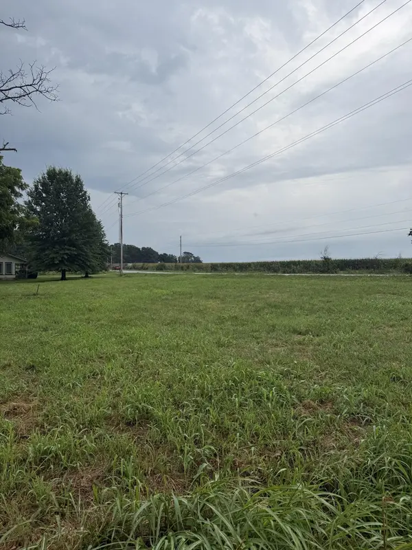 887 W State Hwy Nn, Ozark, MO 65721